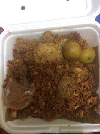 Sop Ayam Kampung Tua Poh Tie